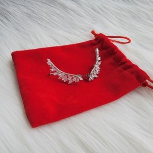 Gorgeous Climbing Earrings